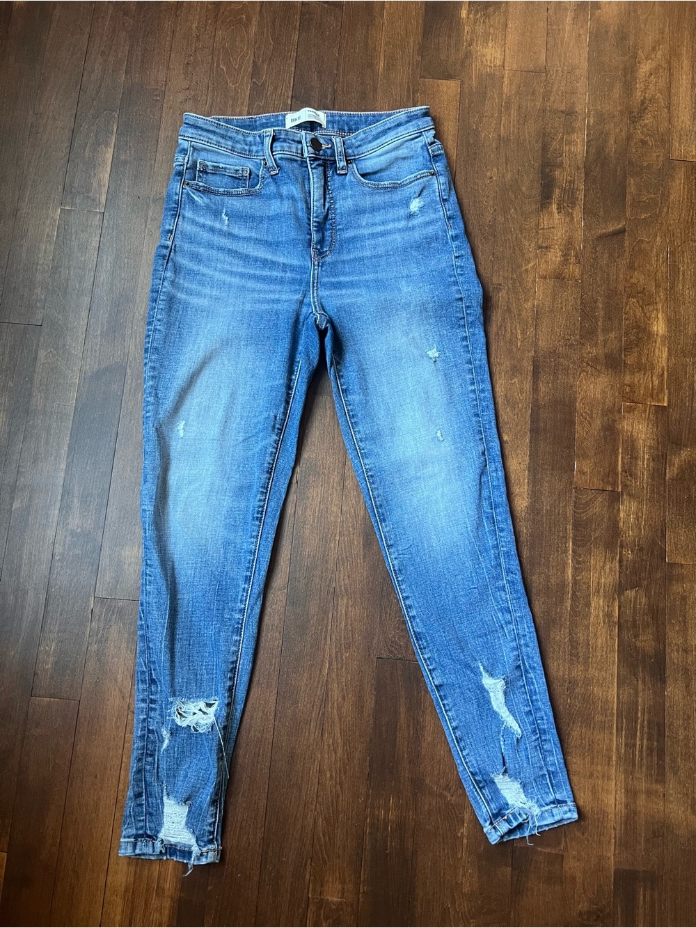 BKE Women’s Skinny Jeans in Medium Blue Wash
